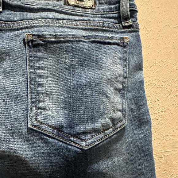 KUT from the Kloth Women's Boyfriend Jeans
Straight leg
T4 - Picture 3 of 12